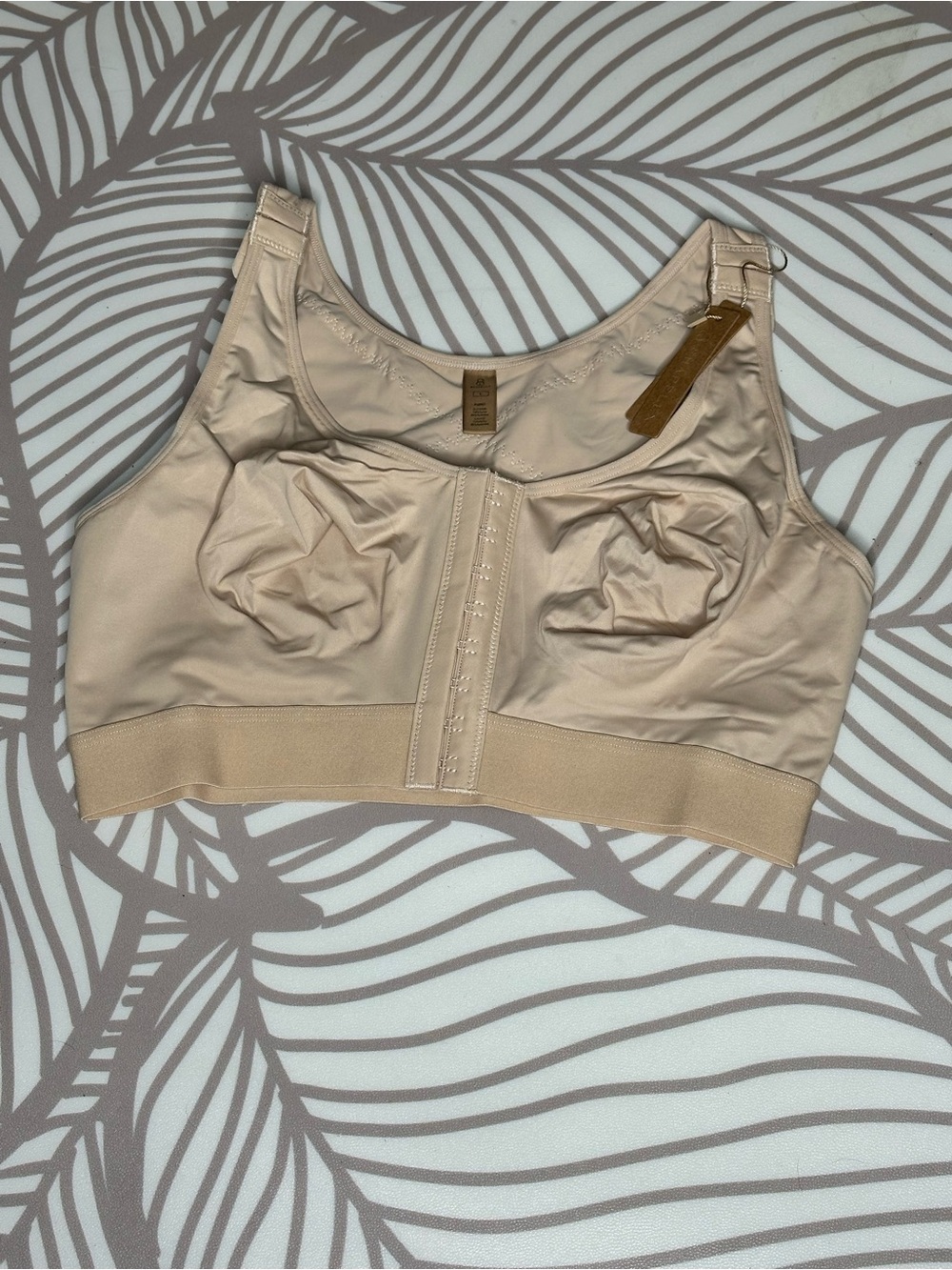 Comfort Front-Closure Bra in Nude